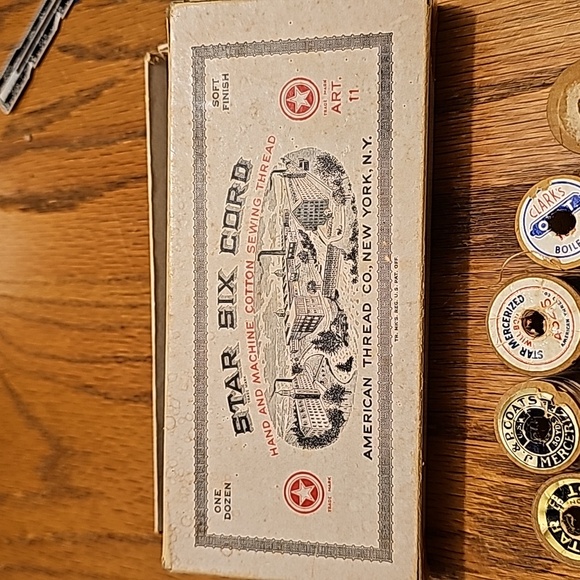 Vintage Sewing Thread - Picture 2 of 8